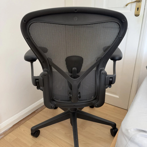 Herman miller aeron chair size - aeron,