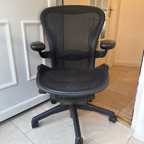 Herman miller aeron chair size - miller,