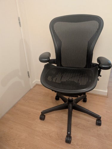Herman miller aeron classic - herman,