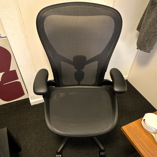 Herman miller aeron gaming - miller,
