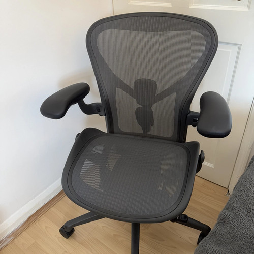 Herman miller aeron - miller, chair