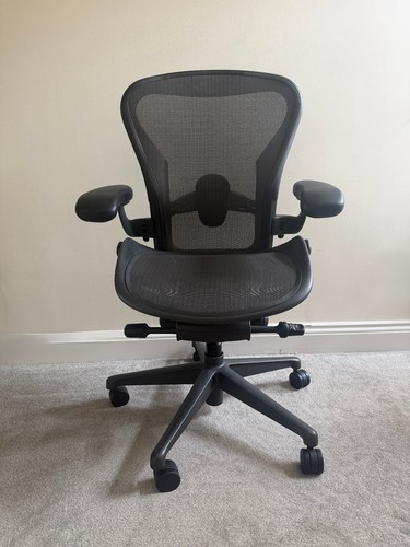 Herman miller aeron - herman,
