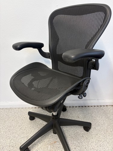 Herman miller aeron size - size, b