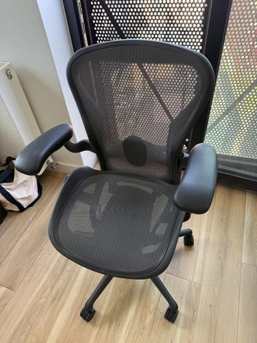 Herman miller aeron - aeron, ergonomic