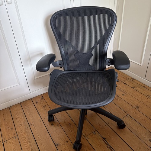 Herman miller aeron chair size - herman,