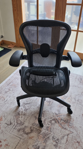 Herman miller aeron - aeron, classic