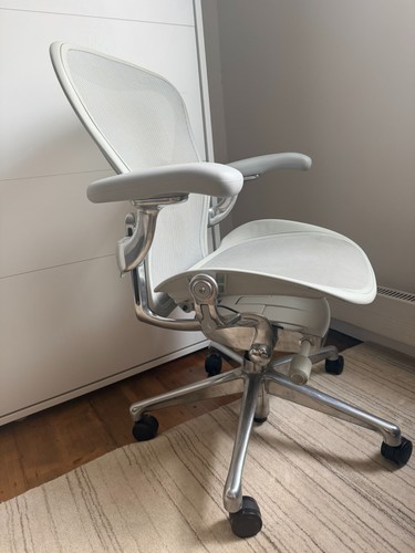 Herman miller aeron - herman,