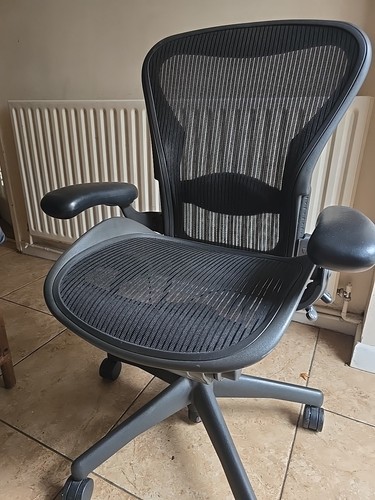 Herman miller office chair - herman,