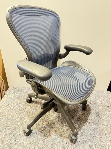Herman miller aeron size - aeron,