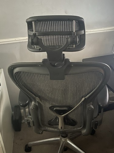 Herman miller aeron - herman, c