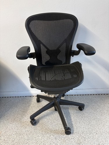 Herman miller aeron - aeron, b