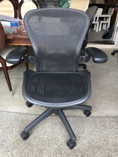Herman miller aeron - aeron, b
