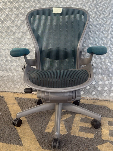 Herman miller aeron chair size - chair,