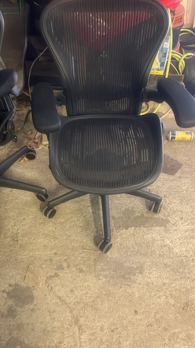 Herman miller aeron - miller, office
