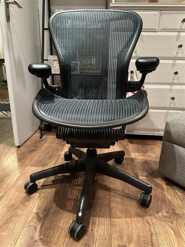 Herman miller aeron classic - herman,
